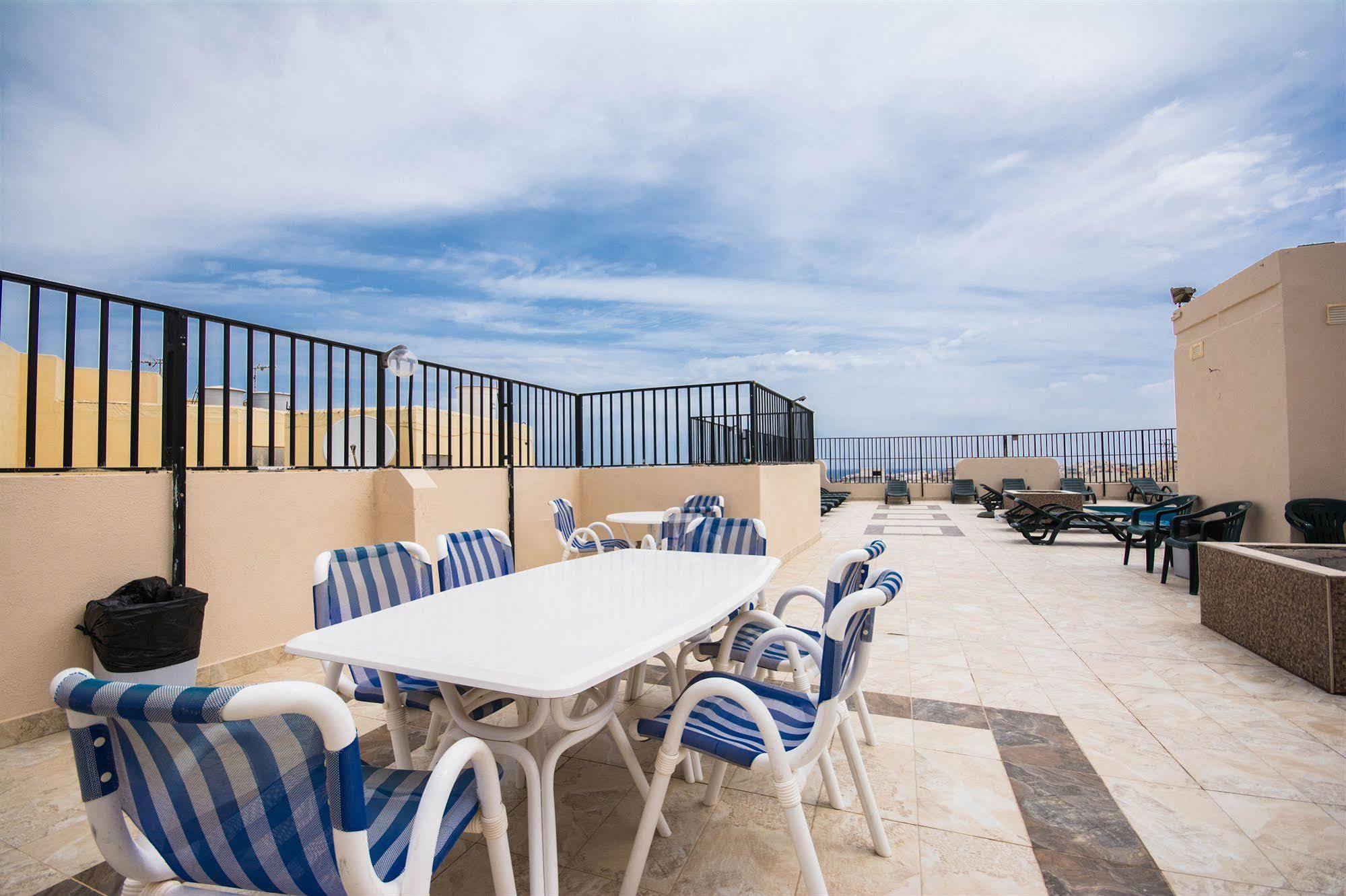 Damiani Apartments Buġibba Εξωτερικό φωτογραφία